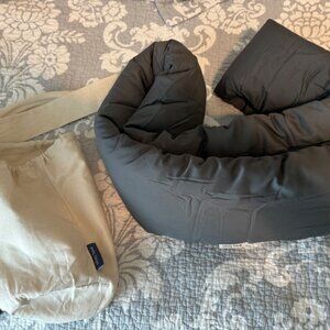Infinity Travel Pillow with Carry Bag
